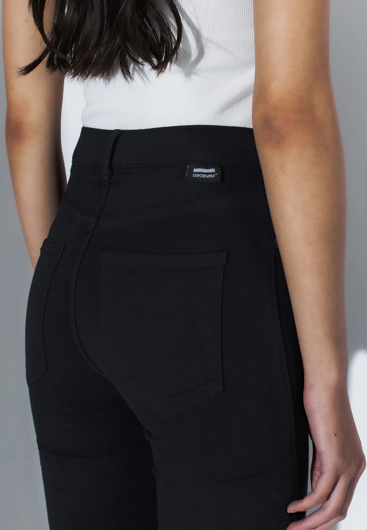 1130101101_DrDenim_PlentyMidSkinny_Black_Main_W5_2