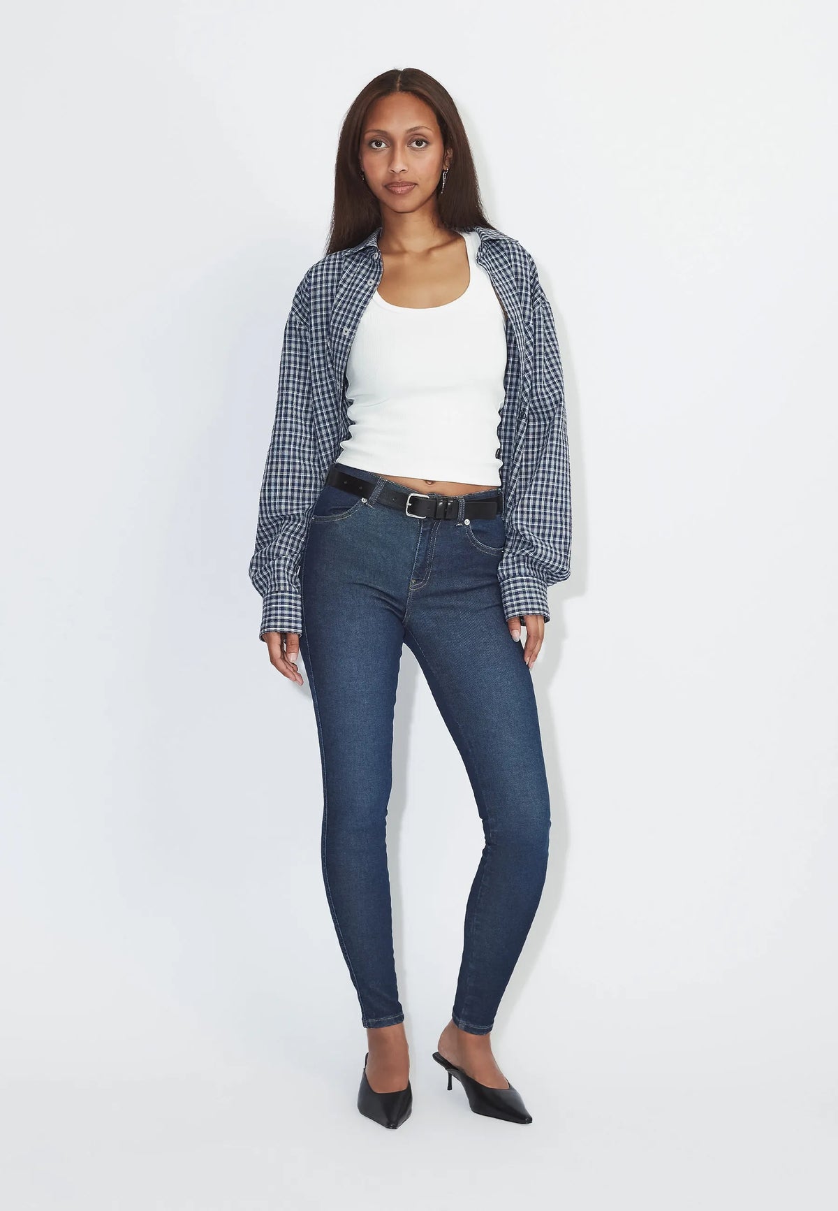 1920101J64_DrDenim_LexyMidSkinny_SheckDarkUsed_Main_W1_2