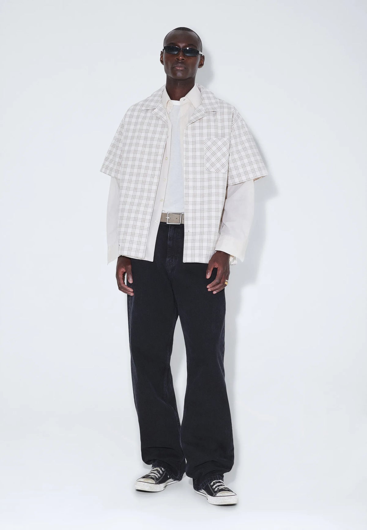 2110102A70_DrDenim_OmarRelaxed_WornBlack_Main_M1_3