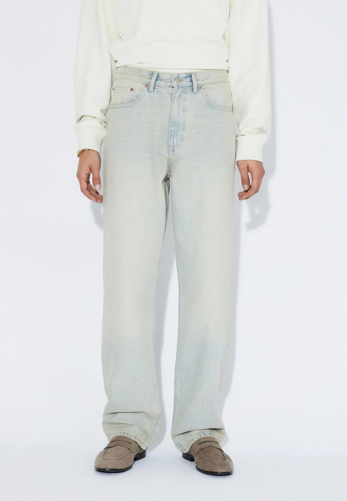 2110102M12_DrDenim_OmarRelaxed_StreamLightSand_Main_M3_1