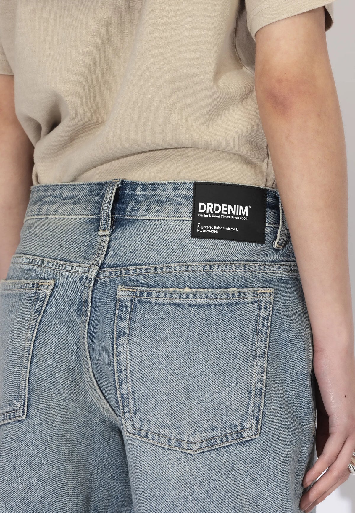 2430112M01_DrDenim_HillShorts_DriftLightUsed_Main_W5_2