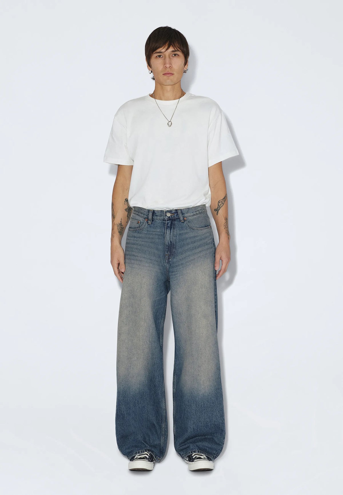 2530101L99_DrDenim_CormacBaggy_StreamMidAged_main_M1_1