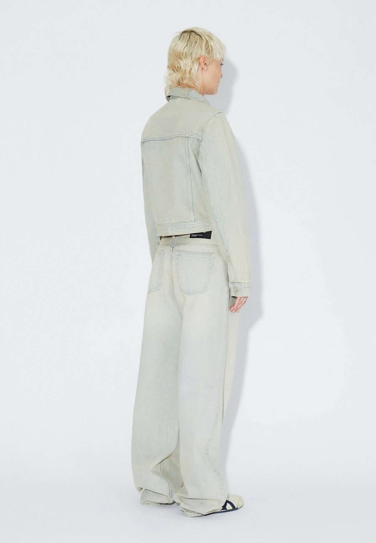 2531102M12_DrDenim_BeckyJacket_StreamLightSand_Main_W2_1