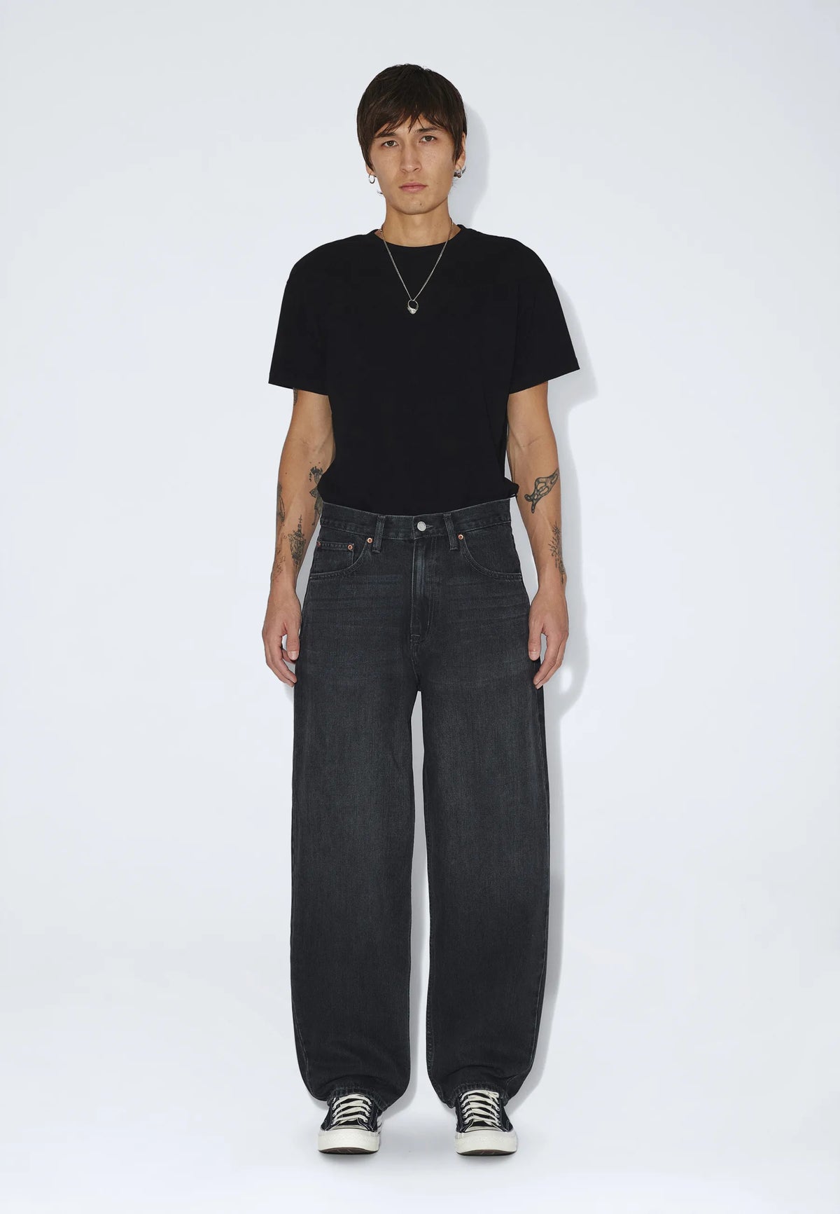 2630107115_DrDenim_OmarBarrel_DarkGreyUsed_main_M1_1