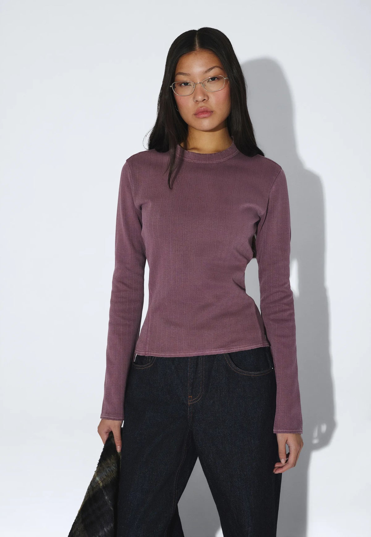 2631127U78_DrDenim_StellaSeamRibTop_WashedAubergine_main_W3_2