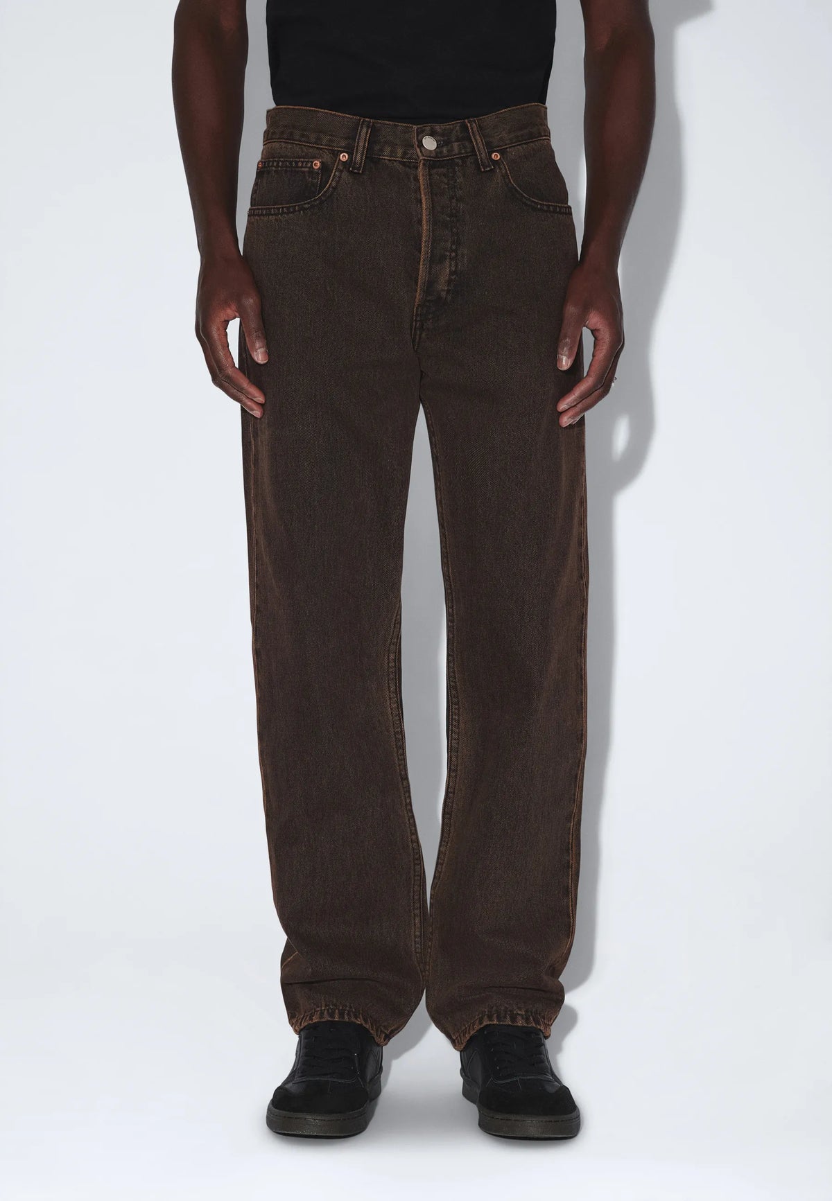 2010110V71_DrDenim_DashStraight_JetBrown_main_M3_1
