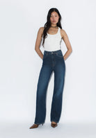 2130106U77_DrDenim_MoxyHighStraight_CapeDeepShade_Main_W1_2