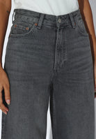 2230101184_DrDenim_DonnaHighRelaxed_MidGreyUsed_main_W5_1
