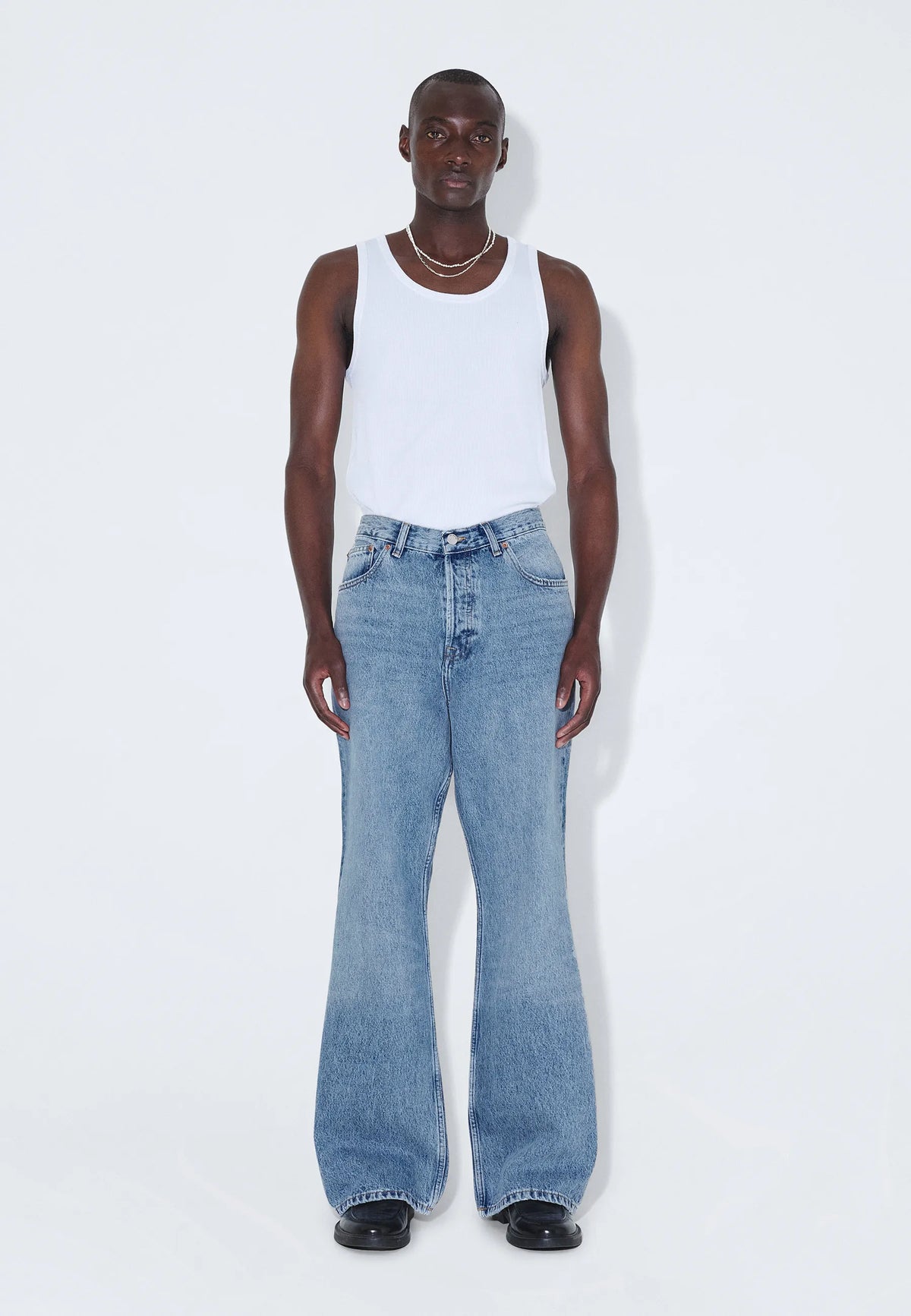 2430107K83_DrDenim_Riftwidebootcut_StreamSkyUsed_Main_M1_4