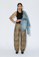 2530105808_DrDenim_NanciMidBarrel_Leopard_Main_W1_2