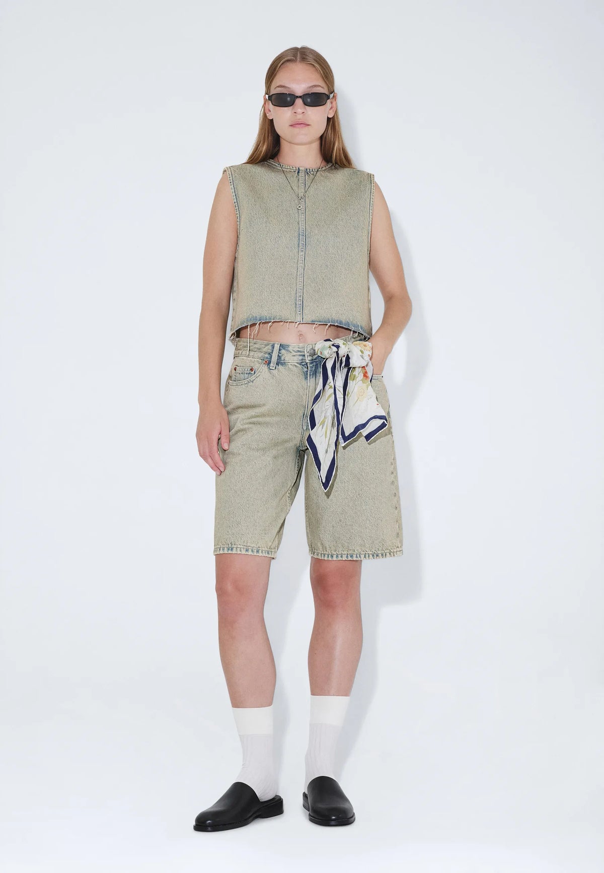 2610102M10_DrDenim_AsraShorts_StreamDesert_Main_W1_2