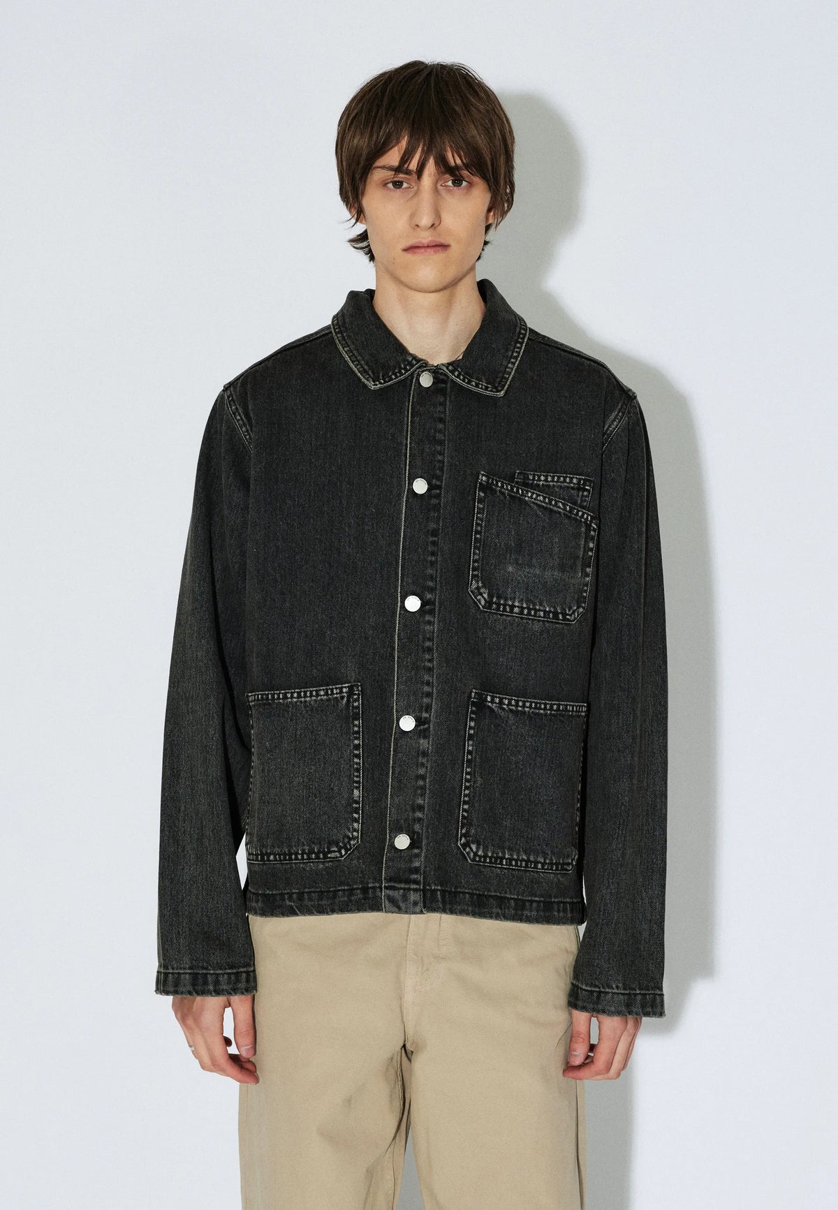 2611107V60_DrDenim_EvonWorkerJacket_AgedBlack_Main_M3_1