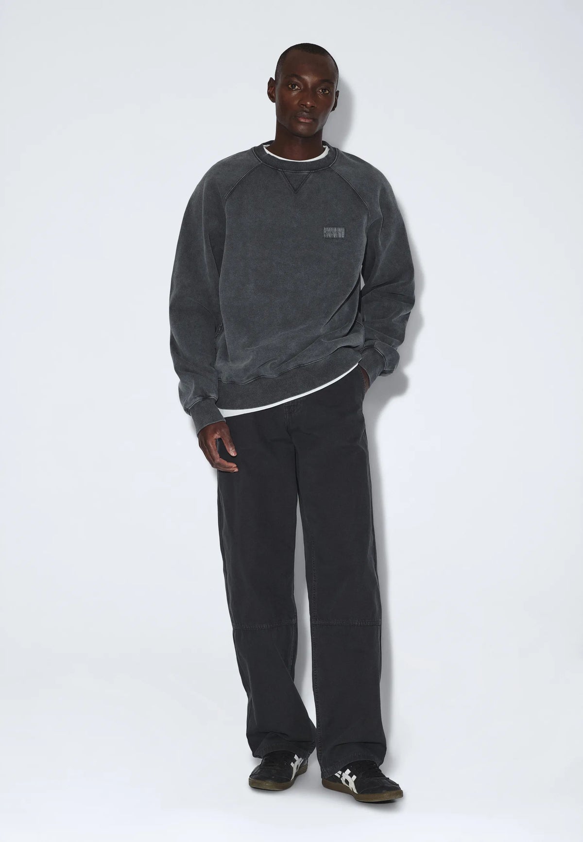 2631123BP1_DrDenim_AndieSweater_GreyBlackOverdye_main_M1_3